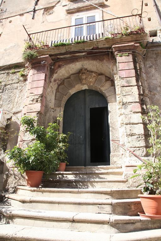 트로페아 Al Vecchio Castello B&B 외부 사진